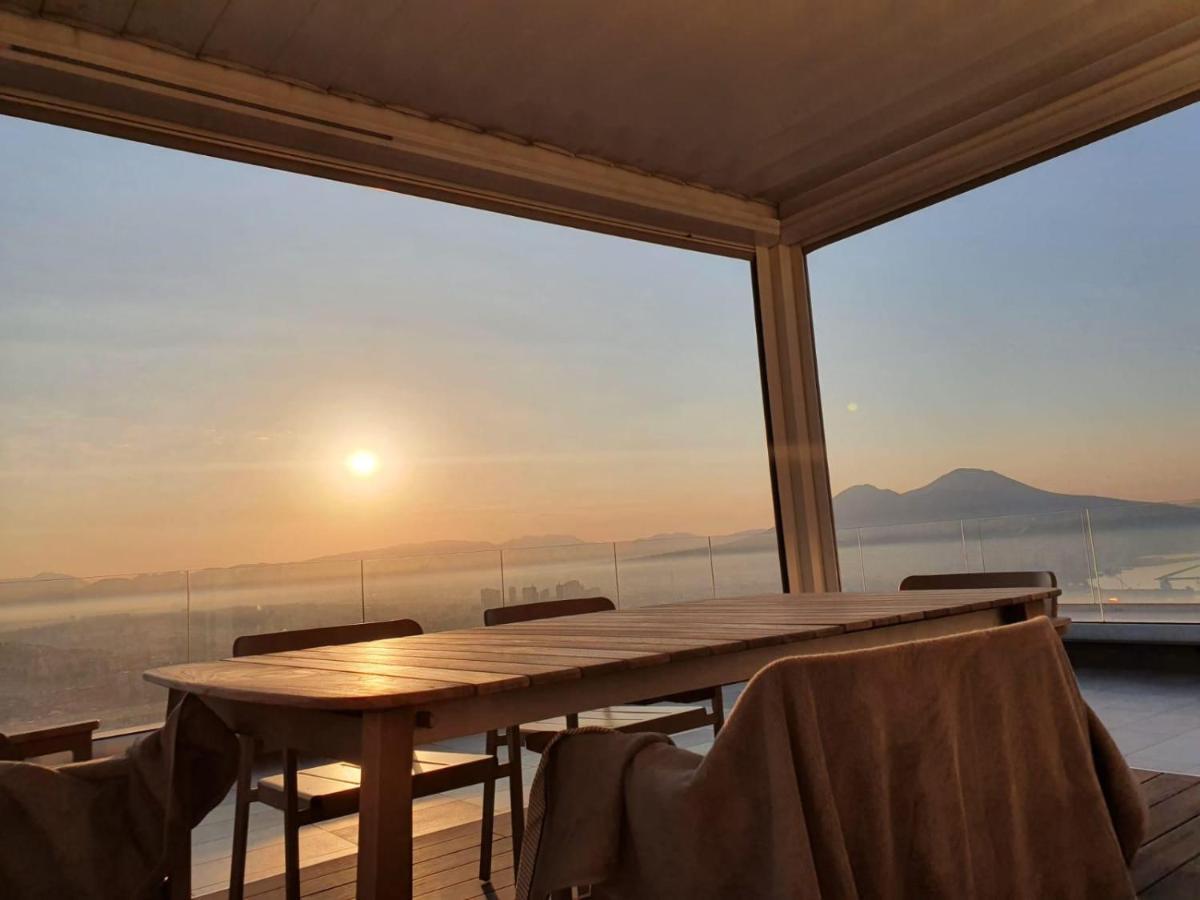 Terrazza Manu - Loft Suspended Over The City-Vomero ナポリ エクステリア 写真